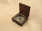 Antique mahogany cased pocket compass